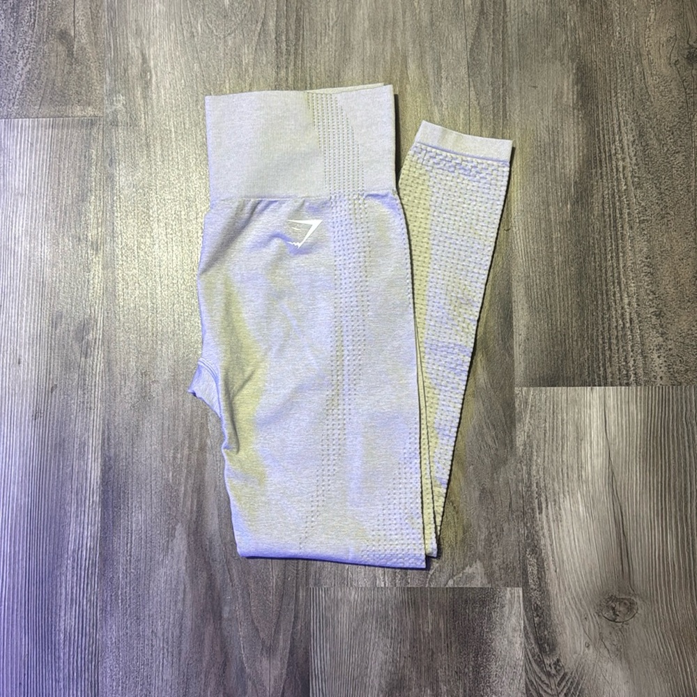 Gym shark white leggings women’s small-medium never worn without tags!